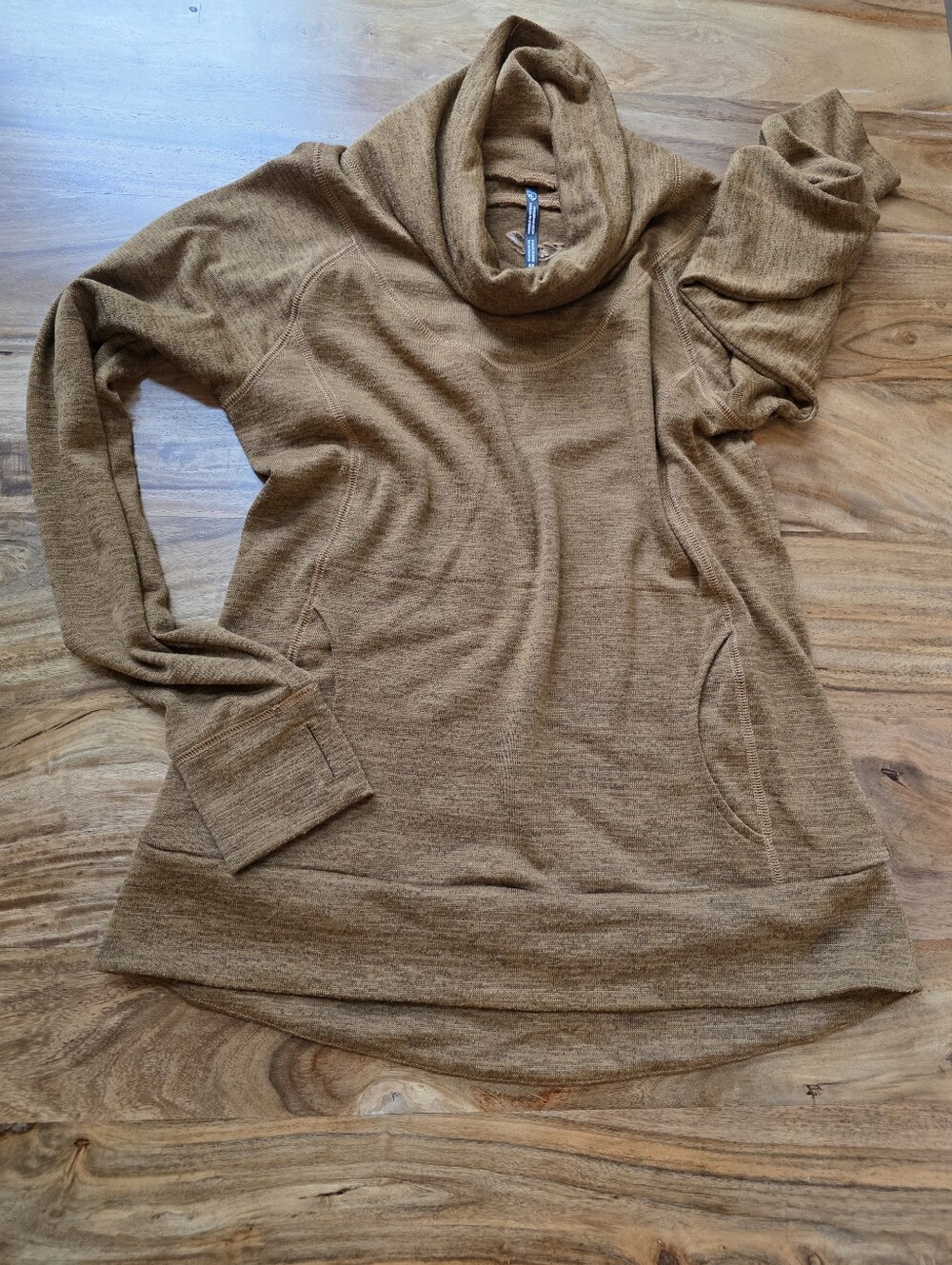 Kühl Lea pullover sweater in a marled honey brown- Women's Size Medium
